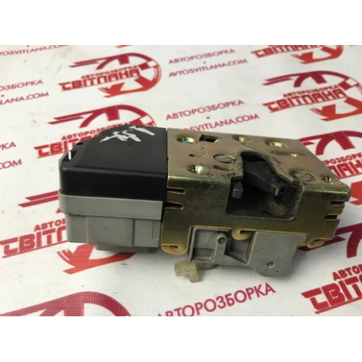 Замок дверки передньої правої електричний Citroen Berlingo 2003-2008 9136P8